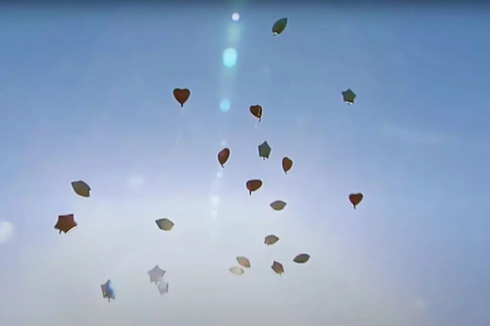 Texas Just Made it a Crime to Release a Balloon Outside