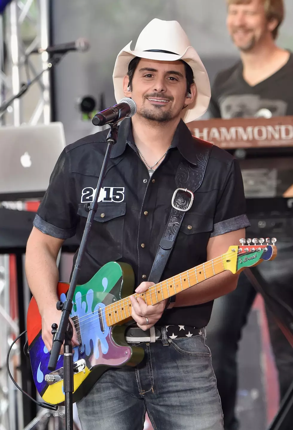 Brad Paisley Talks 2016 Presidential Election: ‘I Have Complete and Total Faith in Our Country’